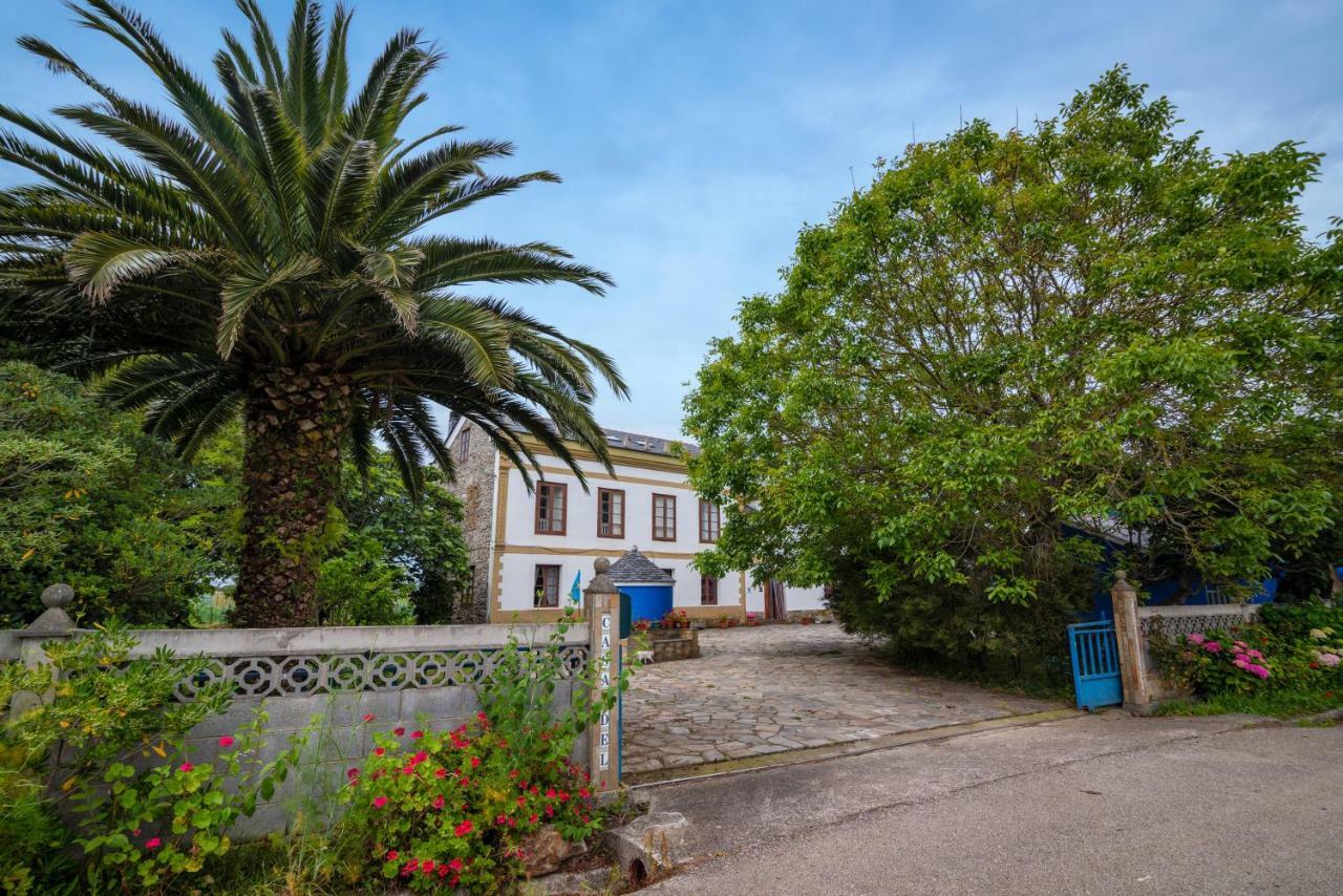 Apartamentos Rurales El Ferreiron Castropol Esterno foto