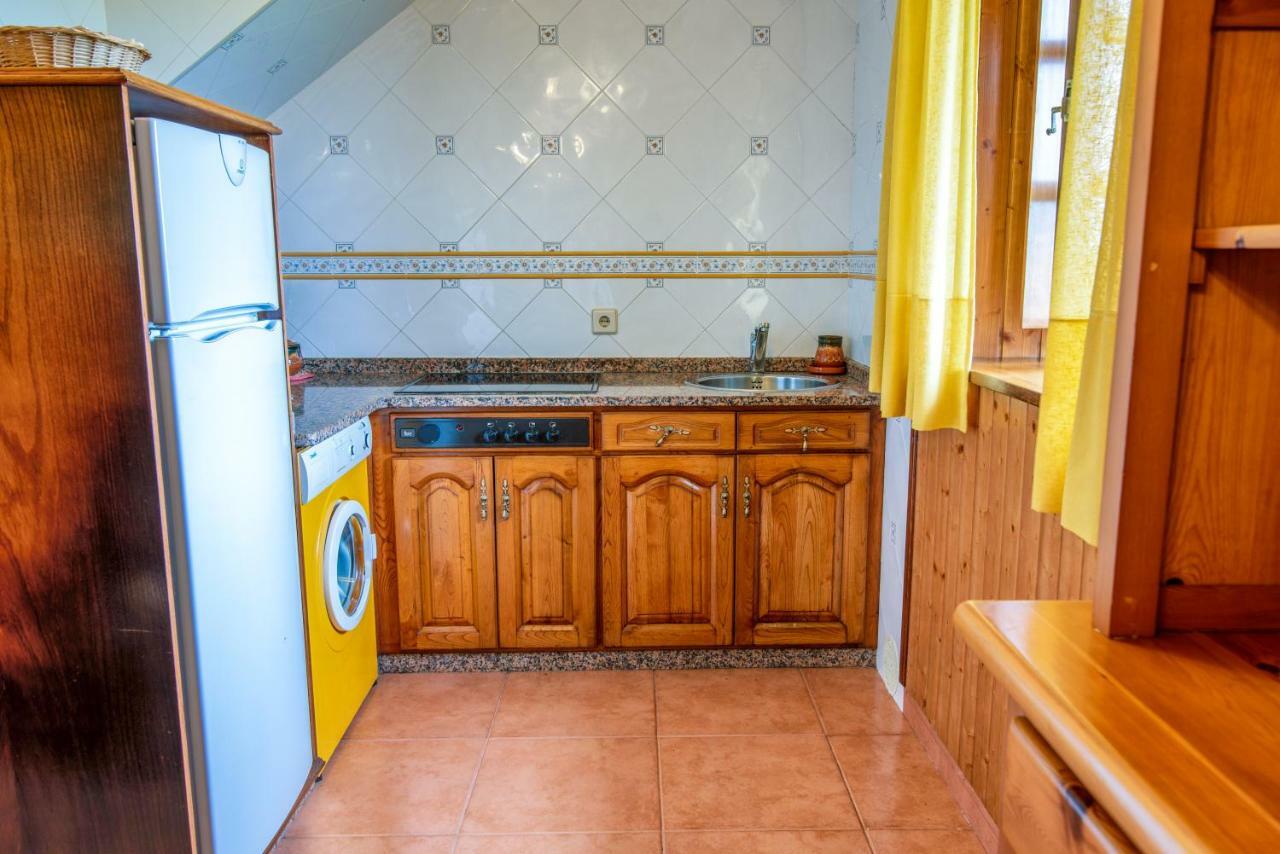Apartamentos Rurales El Ferreiron Castropol Esterno foto