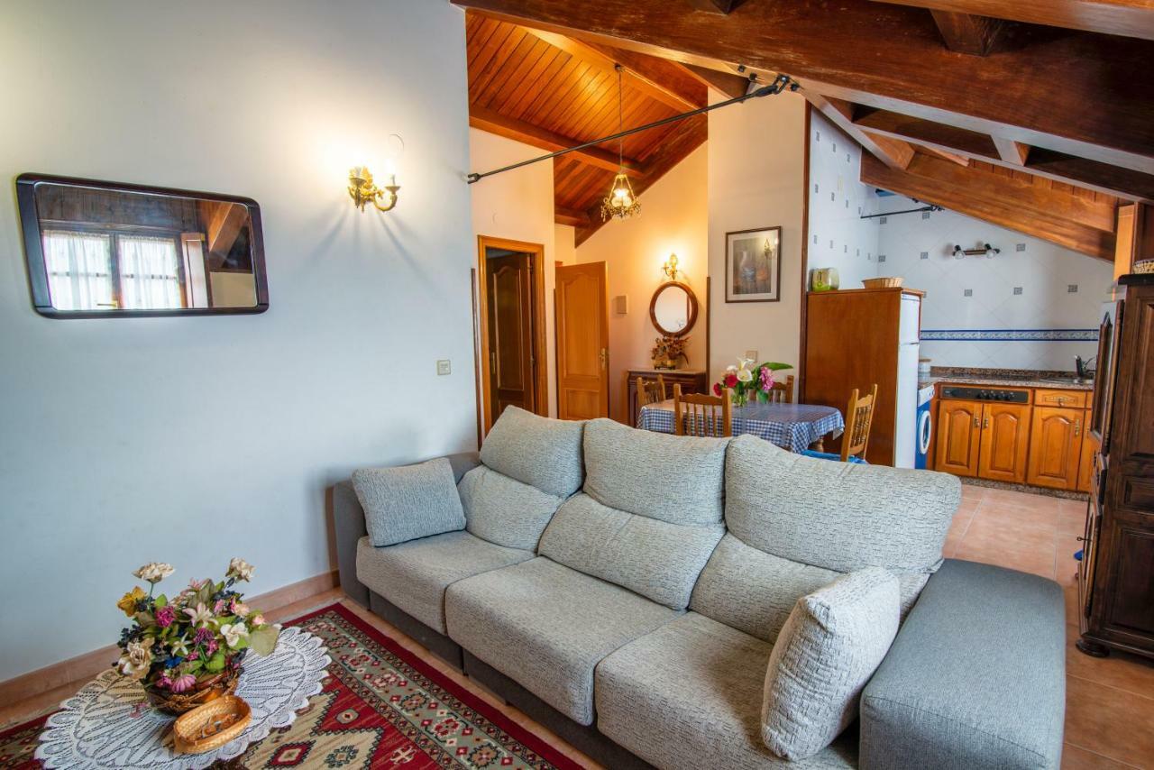 Apartamentos Rurales El Ferreiron Castropol Esterno foto