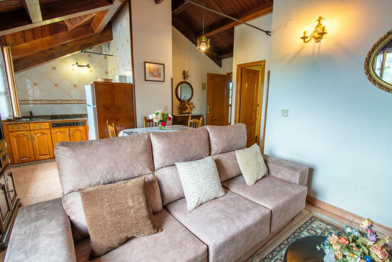 Apartamentos Rurales El Ferreiron Castropol Esterno foto